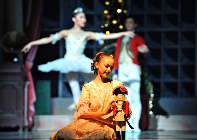 Nutcracker-YoungClara